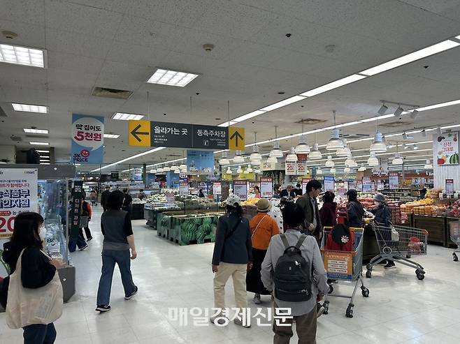 16일 방문한 경기 부천 이마트. [변덕호 기자]