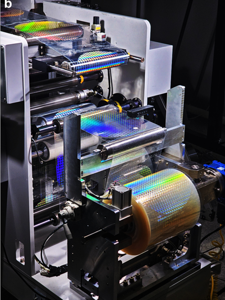 메타렌즈 대량생산하는 롤투롤 나노임프린팅 설비.[성균관대학교 제공]