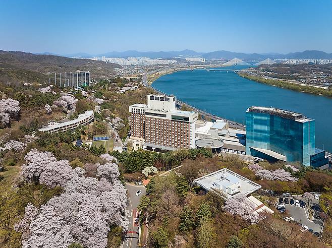 워커힐 호텔앤리조트 전경 [SK네트웍스 제공]