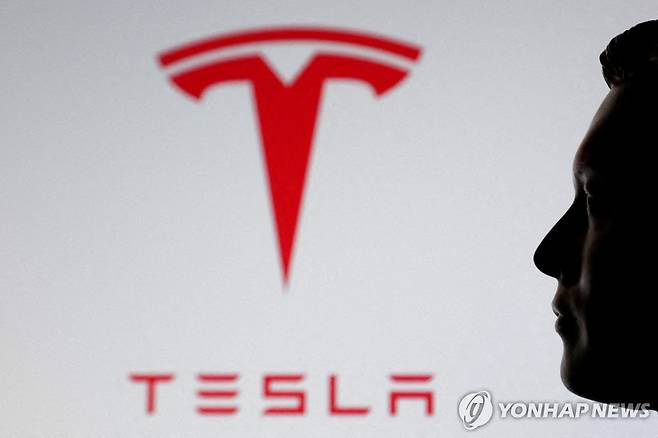 일론 머스크와 테슬라 [로이터=연합뉴스. 재판매 및 DB 금지]