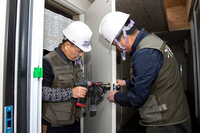 고충민원처리 기동대 활동 모습 [제천시 제공. 재판매 및 DB 금지]