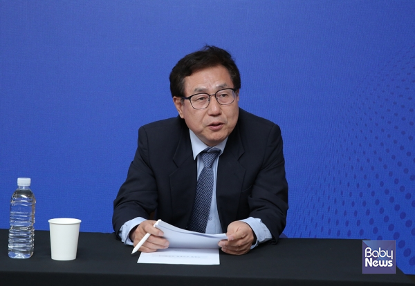 한만중 서울시교육감 예비후보. 이효상 기자 ⓒ베이비뉴스
