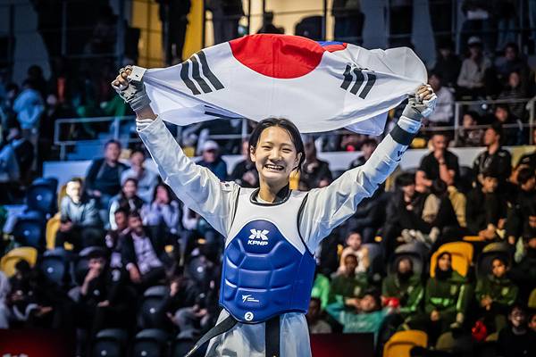 타슈켄트 2026 WT 세계청소년태권도선수권대회에서 금메달을 딴 이시우. 사진=세계태권도연맹