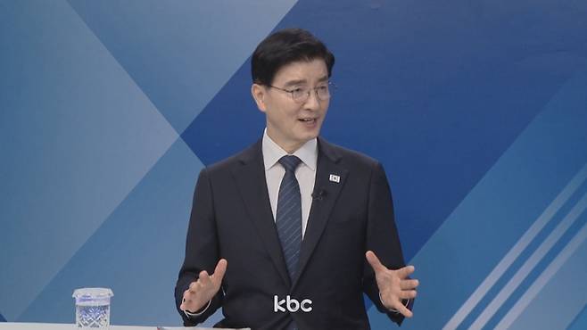 ▲ 15일 KBC 여의도초대석에 출연한 이해식 더불어민주당 의원