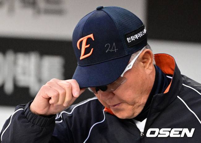 [OSEN=지형준 기자] 한화 김경문 감독. 2026.04.15 /jpnews@osen.co.kr