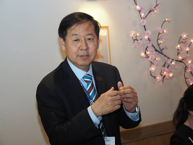 구윤철 경제부총리 겸 재정경제부 장관이 16일(현지 시간) 워싱턴DC 인근에서 특파원 간담회를 하고 있다. 워싱턴 특파원단