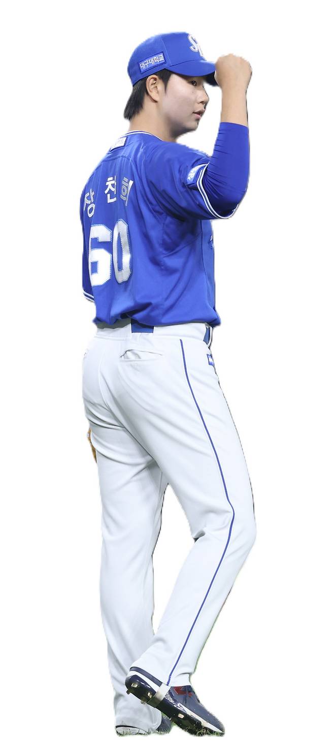 삼성 장찬희가 15일 대전 한화전에서 2회 위기를 막은 뒤 주먹을 쥐며 기뻐하고 있다. 삼성라이온즈 제공