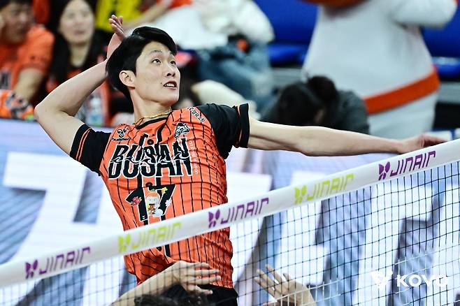OK저축은행에서 뛴 미들 블로커 박창성 [한국배구연맹 제공. 재판매 및 DB 금지]
