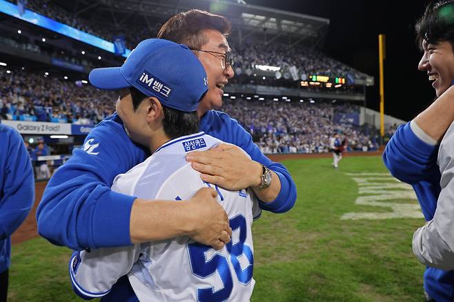 준플레이오프 4차전 이종열 단장 김지찬