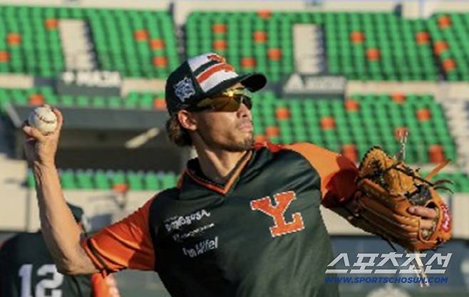 마타요시는 주니치와 소프트뱅크에서 11시즌 동안 503경기에 등판한 베테랑 구원 투수다. 그는 독립리그를 거쳐 프로 선수가 돼 성공했다. 멕시칸리그 유카탄에서 새로운 도전을 모색하다가 일본으로 돌아왔다. 사진출처=마타요시 가쓰키 SNS