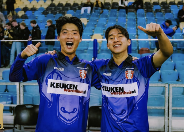 배승균(왼쪽), 윤도영(이상 도르드레흐트). 도르드레흐트 인스타그램 캡처