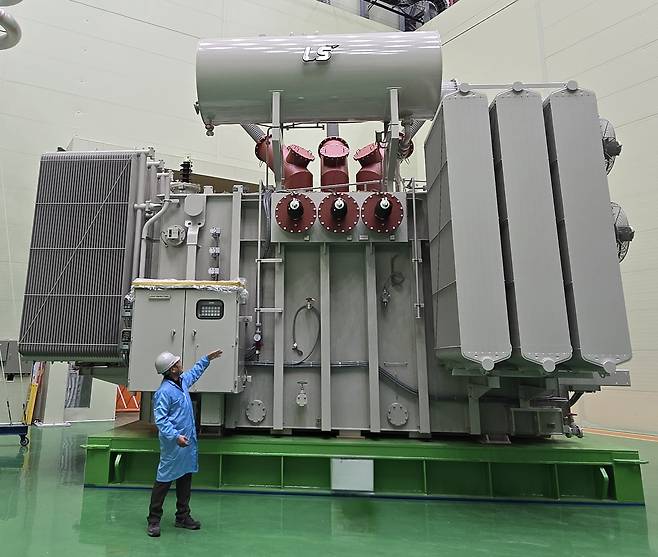 LS파워솔루션의 초고압 변압기. [LS일렉트릭 제공]