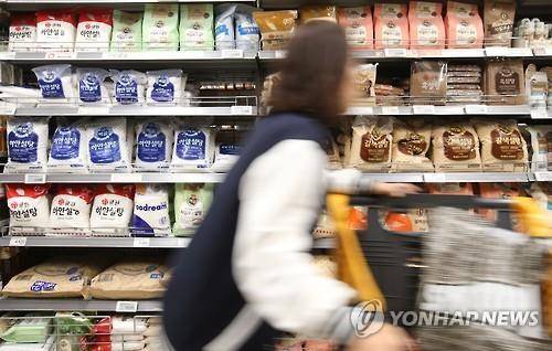 진열대에 놓여 있는 각종 설탕 [연합뉴스 자료사진. 재판매 및 DB 금지]
