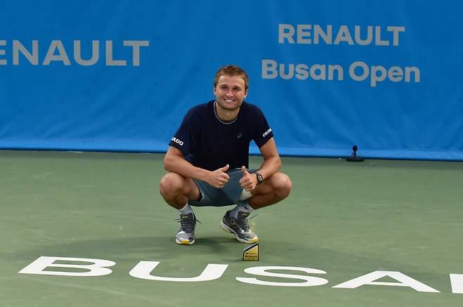 통산 5번째 챌린저 타이틀을 부산에서 획득한 레안드로 리에디.