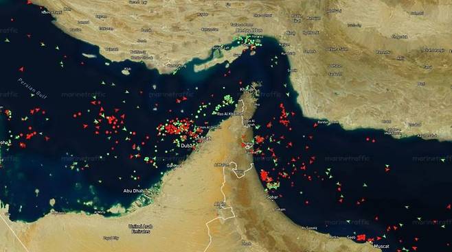 여전히 폐쇄된 호르무즈 해협. 마린트래픽