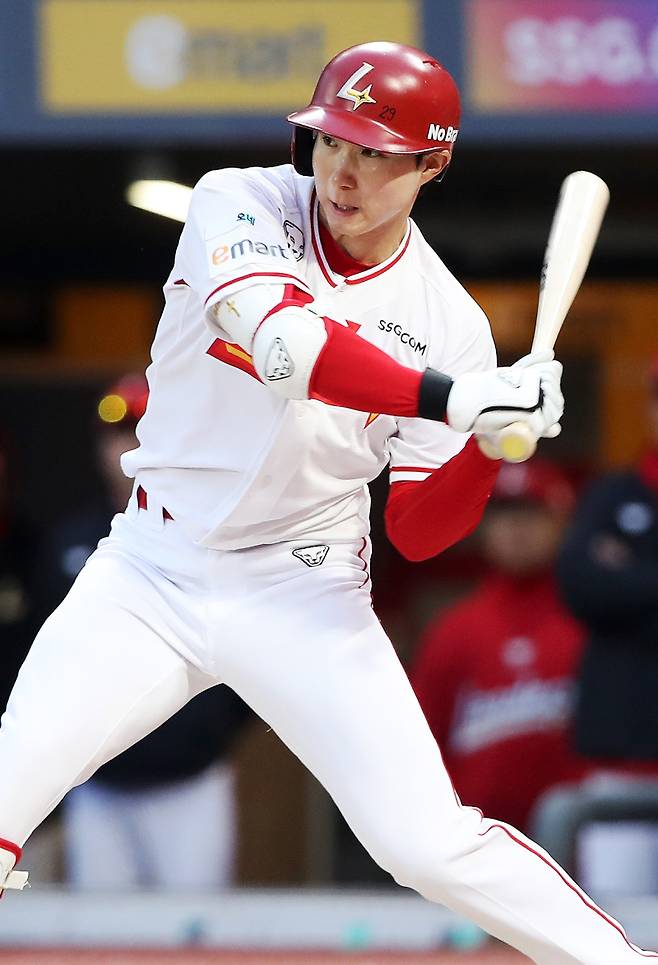 개막 18경기 연속 안타에 성공한 박성한. SSG 제공