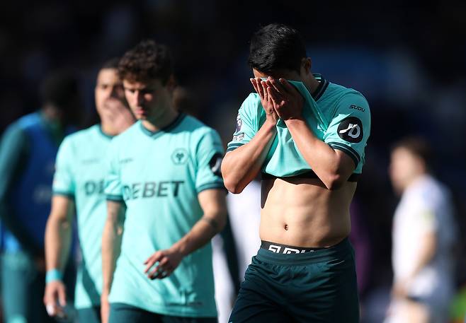 18일 리즈 유나이티드전 패배 후 아쉬워하는 황희찬. 게티이미지