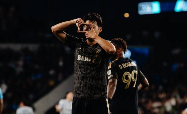 ▲ 손흥민은 득점과 전개, 압박, 공간 창출까지 공격 전반을 지배하며 팀의 흐름 자체를 설계했다. 경기 내내 상대 수비는 손흥민의 움직임에 끌려다녔고, 공을 잡을 때마다 경기장의 공기가 요동쳤다. 그런 손흥민이라 득점포가 잘 터지지 않아도 걱정없다는 평가다. ⓒ LAFC