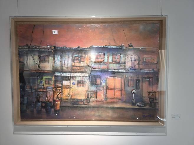 ▲ 고제민 作 '꿈꾸는 마을-괭이부리말' /정회진 기자 hijung@incheonilbo.com