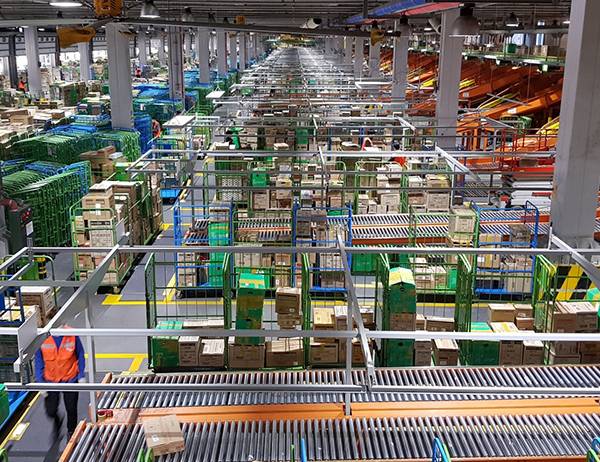 아성다이소 경기 용신시 남사허브센터에서 상품이 이동하고 있다./사진=아성다이소