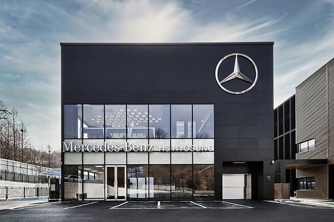 벤츠 딜러사 HS효성더클래스가 지난해 적자 실적을 받아들었다. HS효성더클래스 방배 서비스센터. / HS효성더클래스