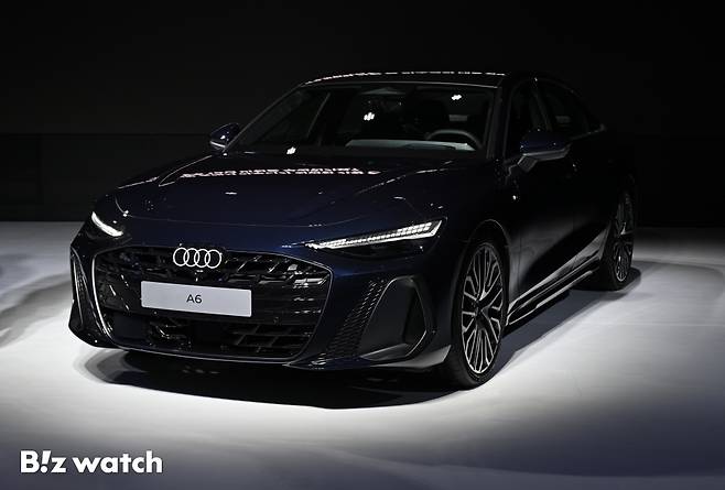아우디 코리아가 20일 서울 중구 반얀트리에서 프리미엄 비즈니스 세단 세그먼트 '더 뉴 아우디 A6'를 국내 공식 출시하고 있다./사진=이명근 기자 qwe123@