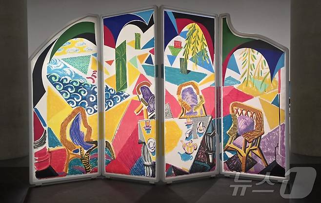 아모레퍼시픽 소장전. 데이비드 호크니의 '카브리해의 티타임'.(1987) ⓒ 뉴스1 최소망