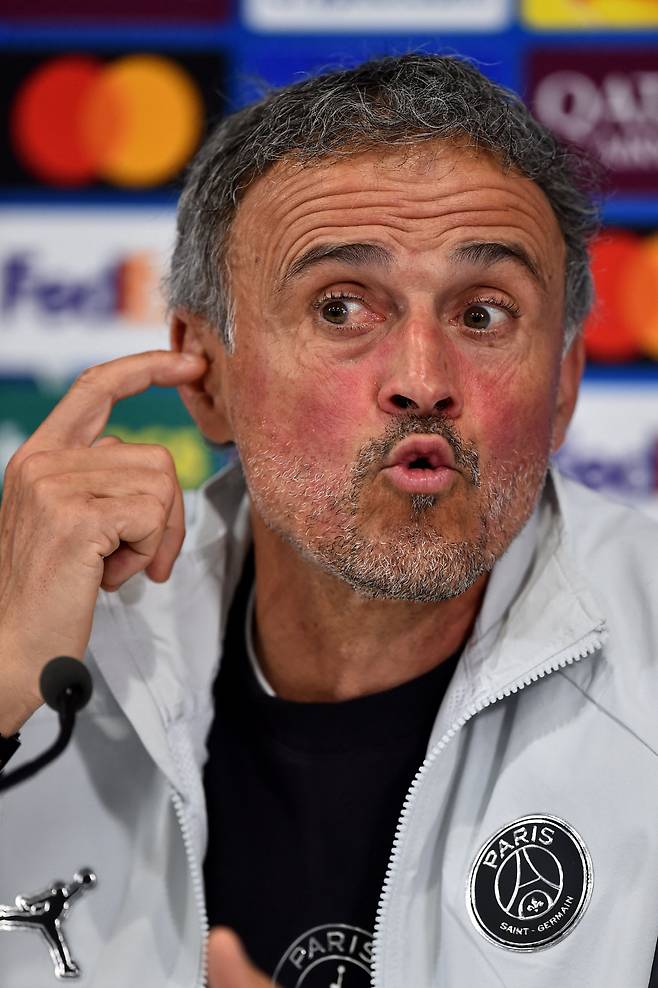 엔리케 감독    AFP<저작권자(c) 연합뉴스, 무단 전재-재배포, AI 학습 및 활용 금지>