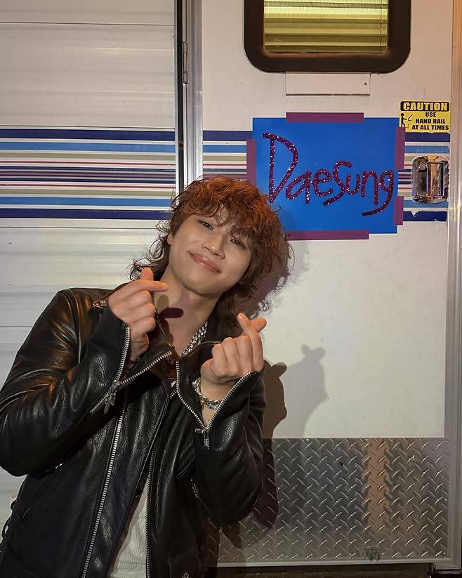 4월 26일 생일을 맞은 대성. 인스타그램 @d_lable_official