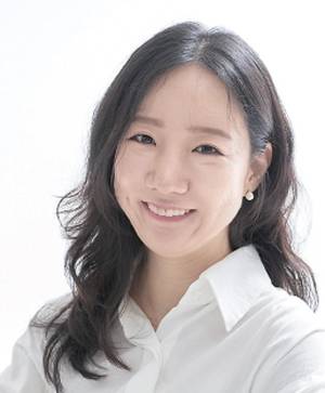 박소영 국회입법조사처 입법조사연구관 - 서울대 컴퓨터공학·법학전문대학원 석사, 전 법무법인 강호 변호사, 전 한국과학기술기획평가원 변호사