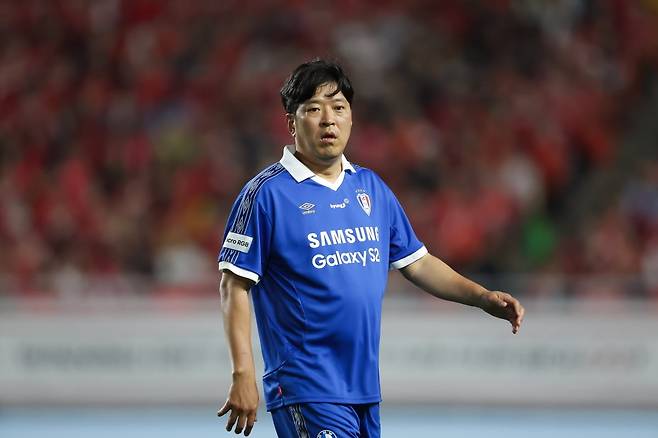 고종수가 19일 수원월드컵경기장에서 열린 OGFC 대 수원삼성의 레전드 매치에 뛰고 있다. 슛포러브 제공