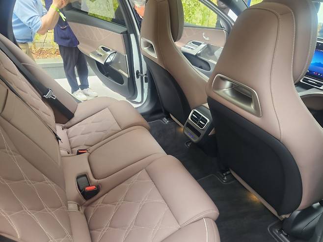 디 올 뉴 일렉트릭 C 클래스 후석. 사진=최수진 기자.