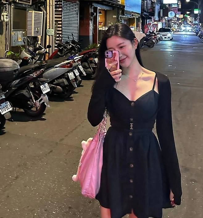 [이다인 인스타그램 캡처]