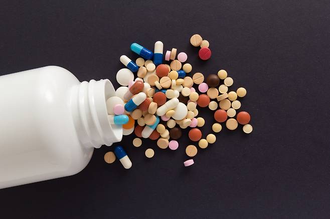 20일 한국청소년정책연구원에 따르면 청소년 5.2%가 ‘비의료용’ 마약류 약물을 경험한 것으로 나타났다. 게티이미지뱅크