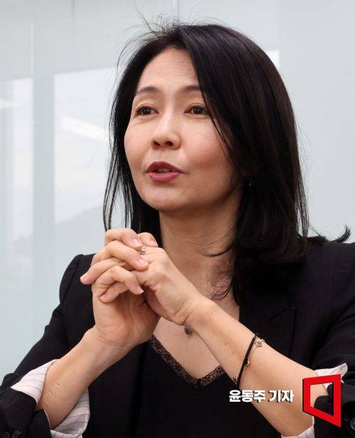 김희진 신한은행 S&T센터장이 아시아경제와 인터뷰를 하고 있다. 윤동주 기자