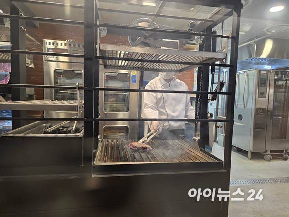 파블로의 오픈 그릴 공간. [사진=구서윤 기자]