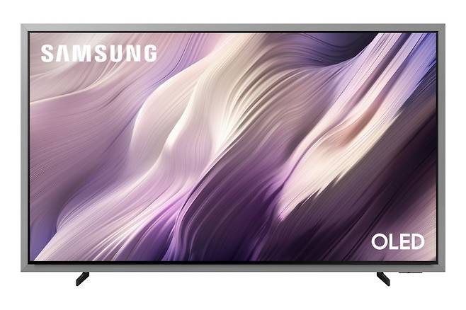 삼성전자의 2026년형 OLED TV 'S95H'가 미국·영국 주요 IT(정보기술) 매체에서 호평받았다. / 사진=삼성전자
