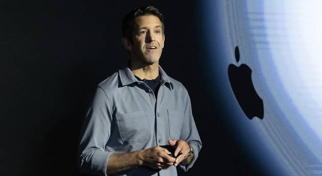 팀 쿡 애플 CEO(최고경영자) 후임자로 임명된 존 터너스 애플 하드웨어 엔지니어링 수석 부사장 /사진=블룸버그