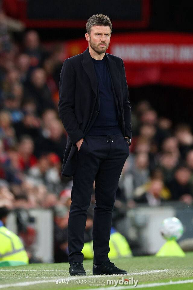 마이클 캐릭 맨체스터 유나이티드 임시 감독이 경기를 지켜보고 있다. /게티이미지코리아