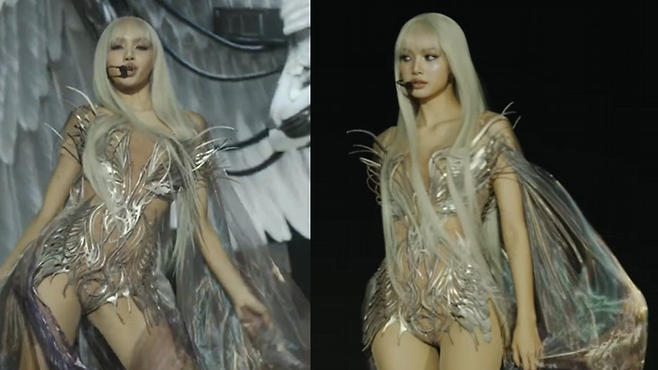 리사. 코첼라 유튜브 라이브 방송 캡처.