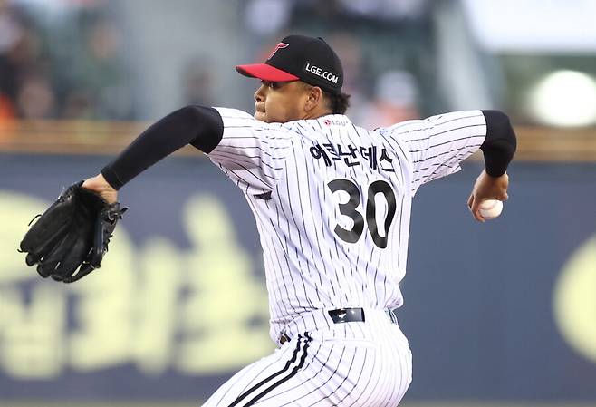 ▲ LG에서 퇴출된 뒤 메이저리그 복귀를 노리고 있지만 일이 뜻대로 풀리지 않고 있는 엘리에이저 에르난데스 ⓒ연합뉴스