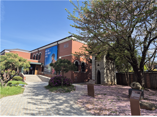 마라발 형제 선교사 경당 전경.