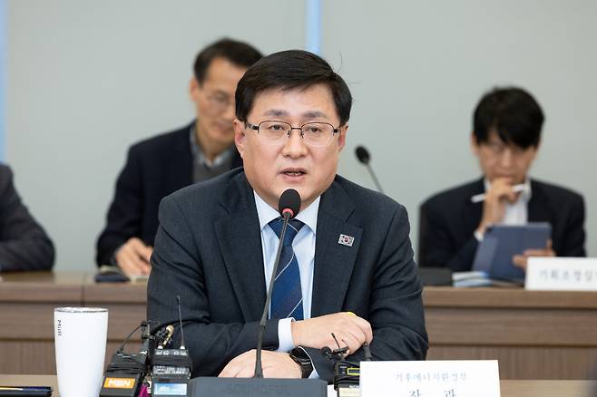김성환 기후에너지환경부 장관이 9일 정부세종청사에서 가진 출입기자단과의 신년간담회에서 발언하고 있다.(기후에너지환경부)