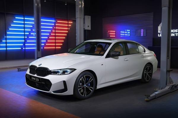 BMW 320i M 스포츠 M 퍼포먼스 파츠 에디션./사진=BMW 코리아 제공