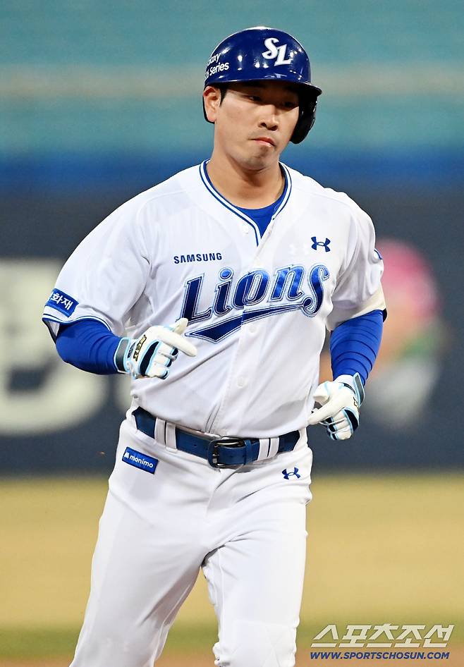 23일 대구삼성라이온즈파크에서 열린 KIA와 삼성의 시범경기. 8회말 1사 1,2루 삼성 이해승이 3점홈런을 치고 베이스를 돌고 있다. 대구=허상욱 기자wook@sportschosun.com/2026.03.23/
