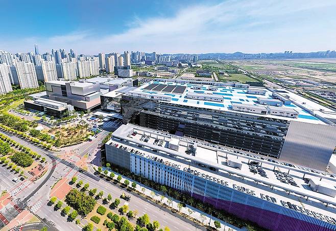 인천 송도의 삼성바이오로직스 제4공장의 전경. /삼성바이오로직스