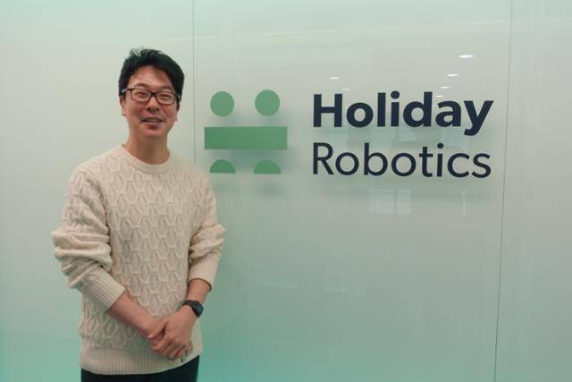 송기영 홀리데이로보틱스 대표의 목표는 전 세계 10위 안에 드는 로봇업체로 회사를 키우는 것이다. 이를 위해 올해 미국에 연구소를 만들고 일본, 독일 등으로 진출할 계획이다. 홀리데이로보틱스 제공