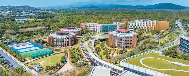 브랭섬홀 아시아는 국제 바칼로레아(IB) 교육을 진행하고 있다. 사진은 학교 전경. [사진 브랭섬홀 아시아]