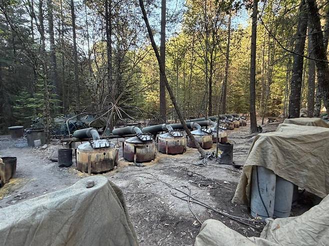 멕시코 치와와주에서 약 9시간 거리에 위치한 지역에서 발견된 마약 제조소로 추정되는 시설. AFP연합뉴스 / 치와와주 검찰청 제공