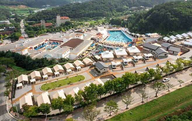 아산스파포레 및 아산스파비스 전경